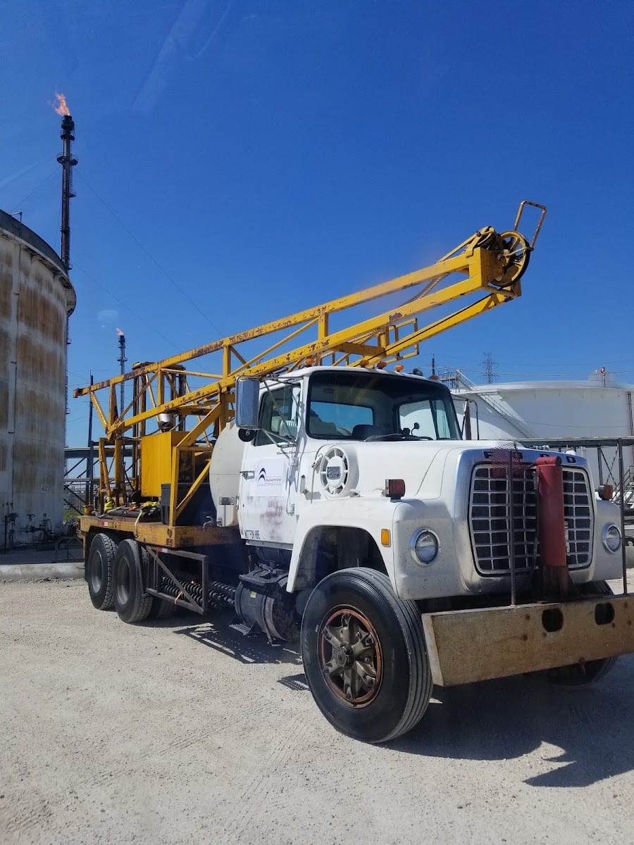 J&D Truck Repair & Towing, photo 2