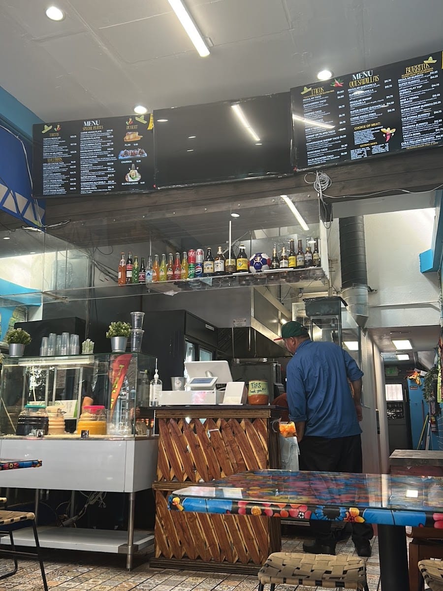 Chuy's Fiestas Taqueria lI, photo 3