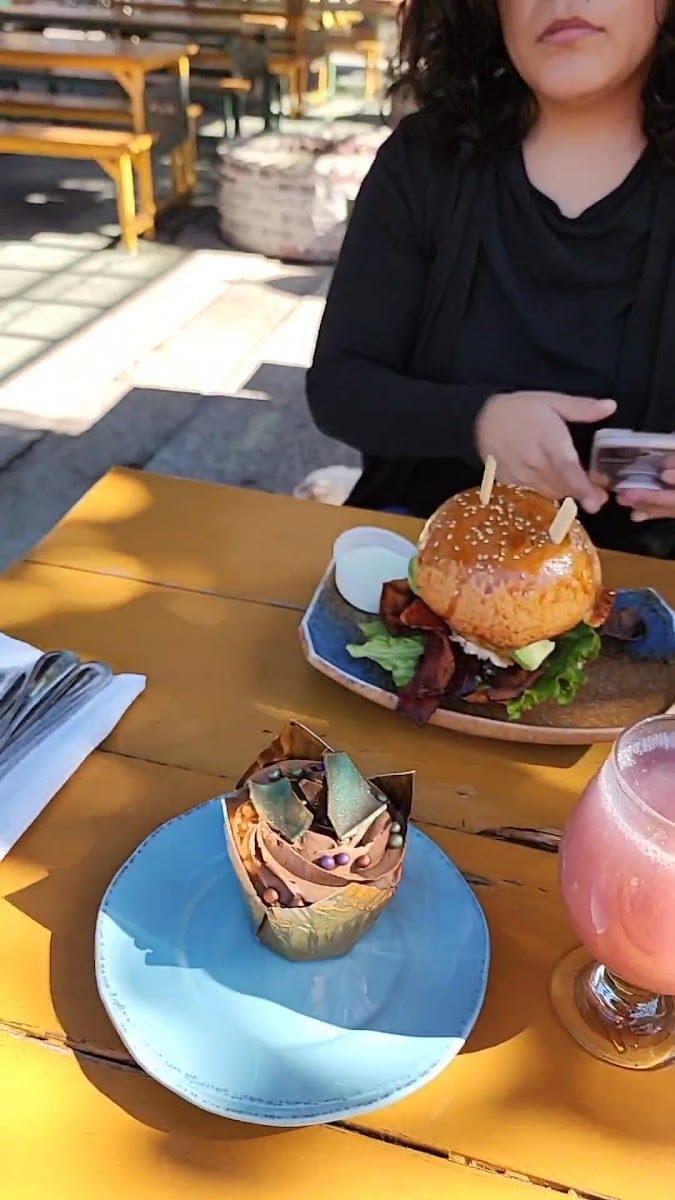 Heights Bier Garten, photo 2