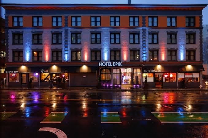 Phoenix Hotel, photo 2