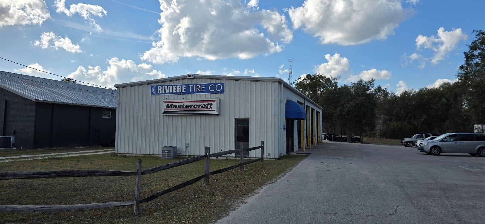 Riviere Tire Co