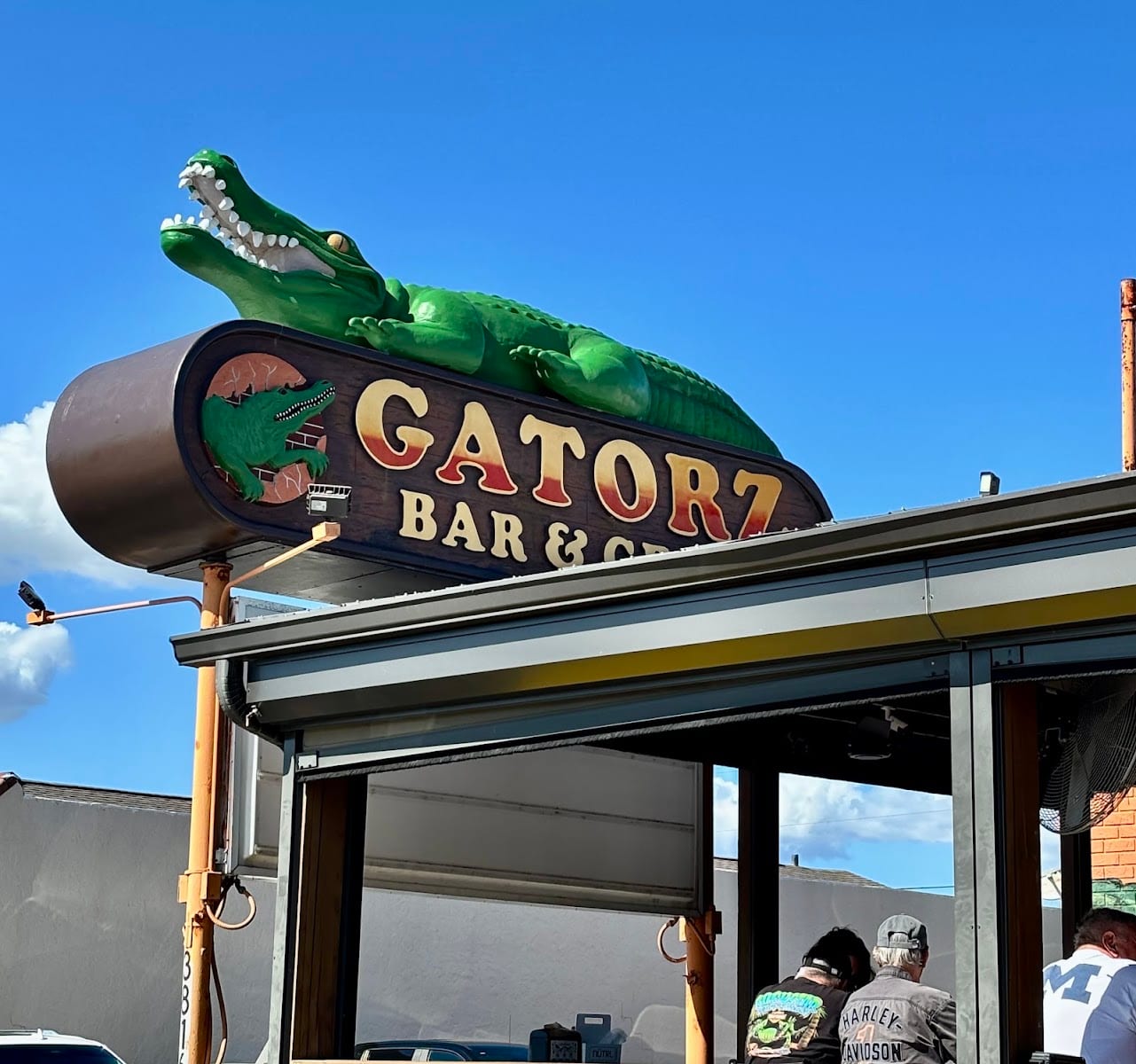 Gatorz Bar and Grill, photo 4