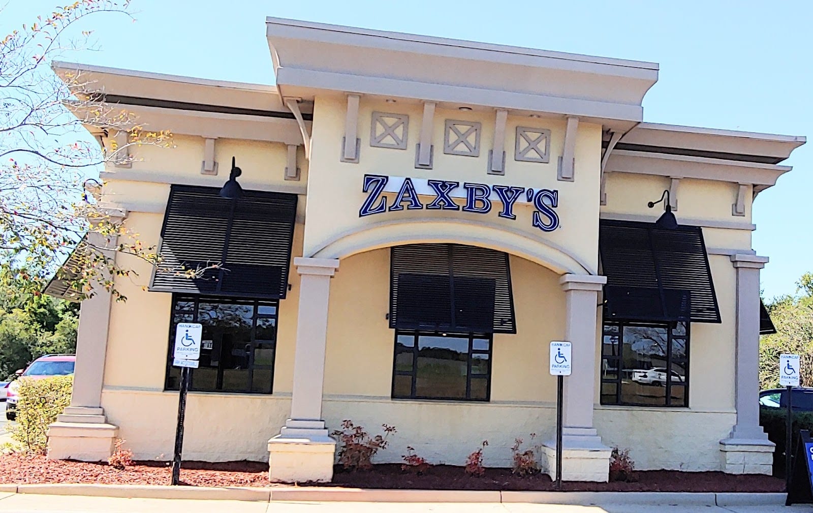 Zaxbys Chicken Fingers & Buffalo Wings, photo 2