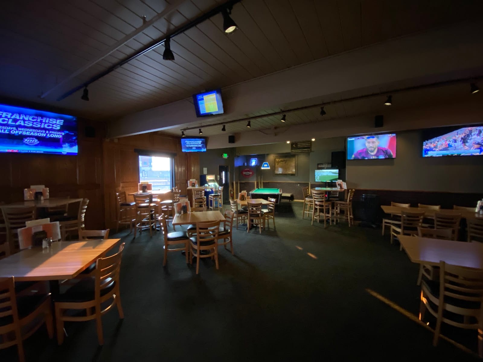 The Office | Bar and Grill, photo 4