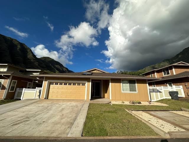Support Local: Makaha Valley Home, photo 3