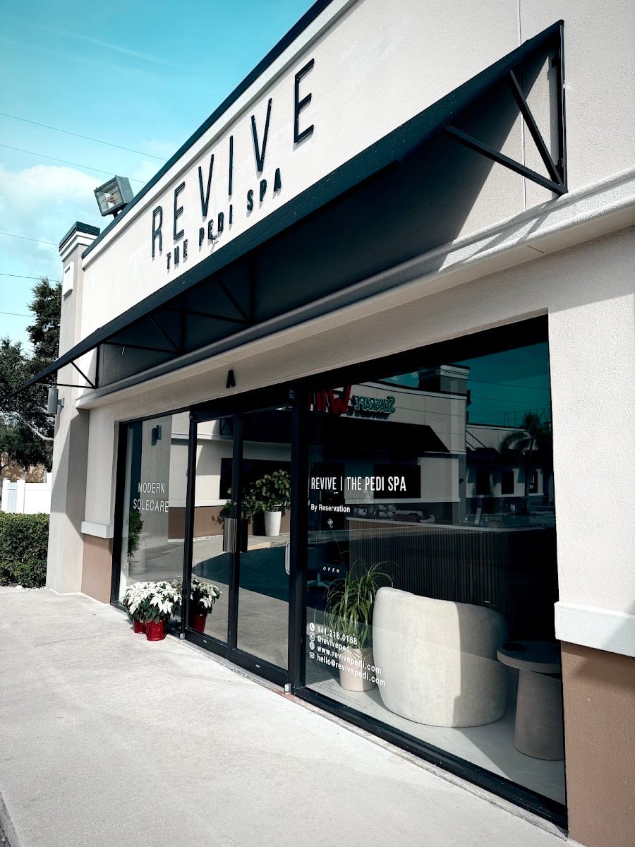 Revive The Pedi Spa, photo 2