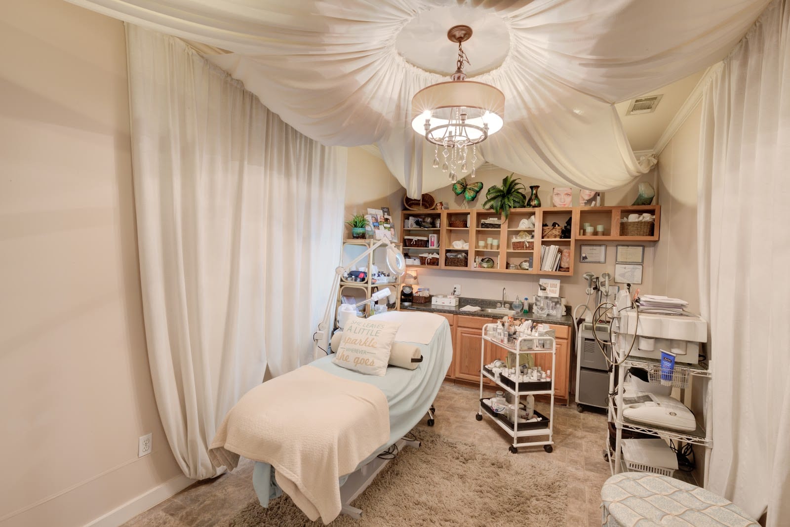 Beauty Essentials Salon Day/Spa, photo 2
