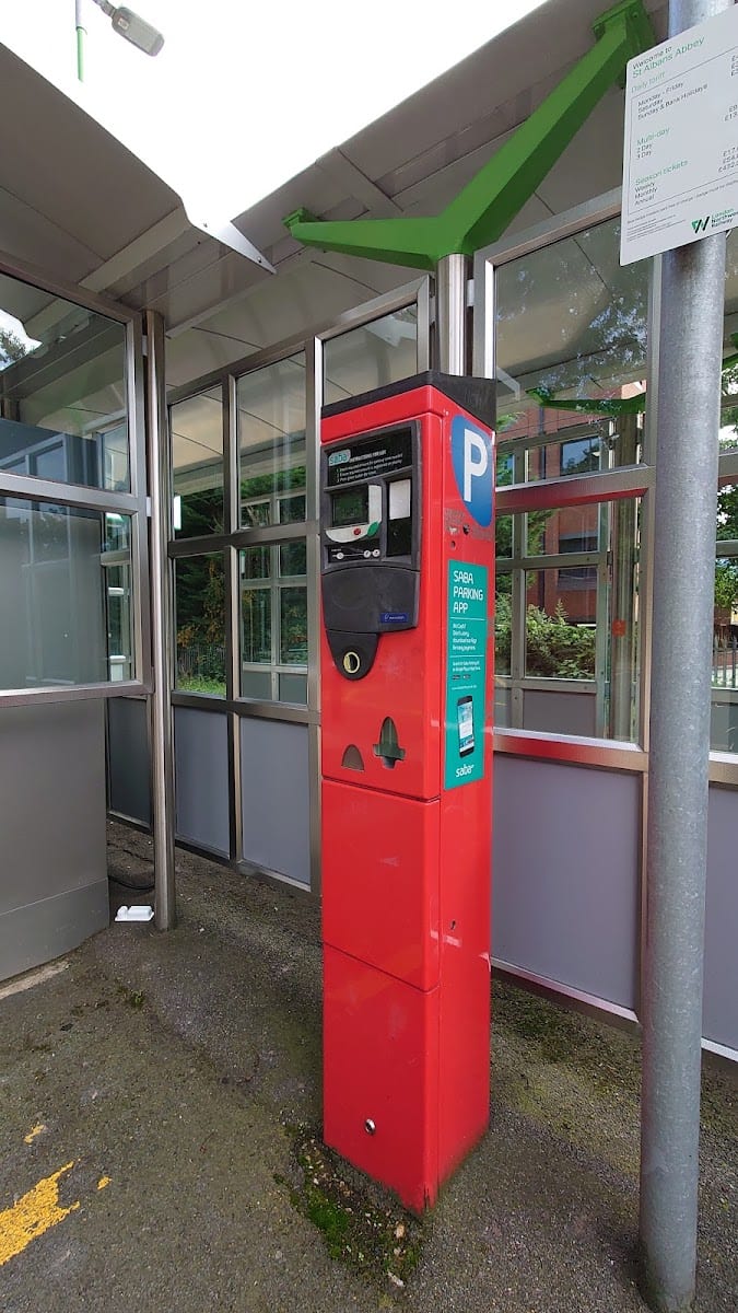 St Albans Abbey Station Car Park