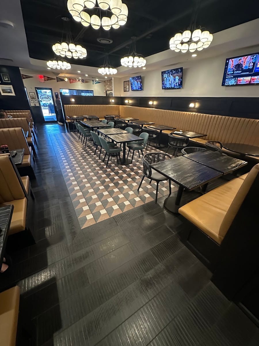 Libee's Sports Bar &Grill, photo 3