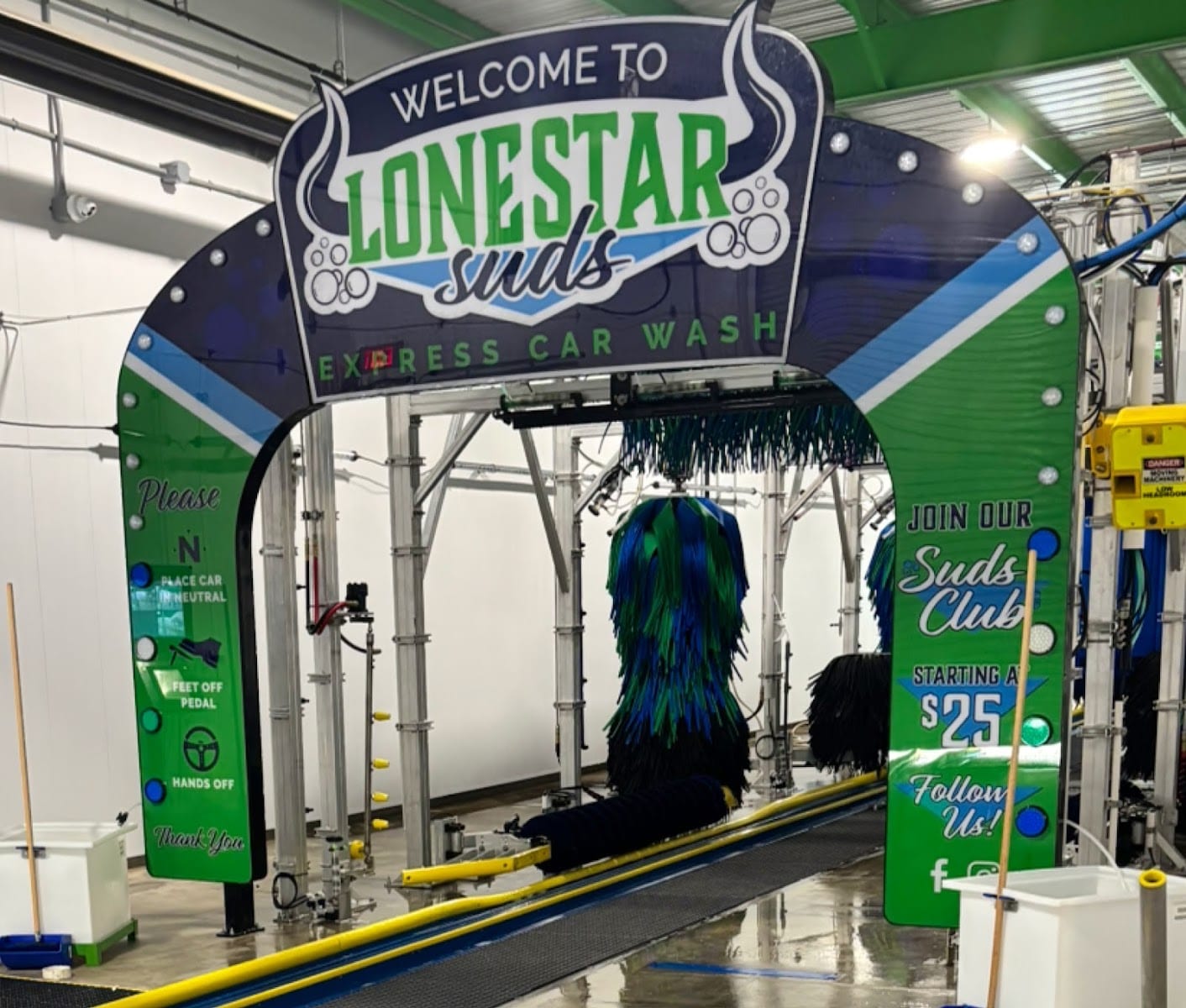Lonestar Suds Express Car Wash, photo 2