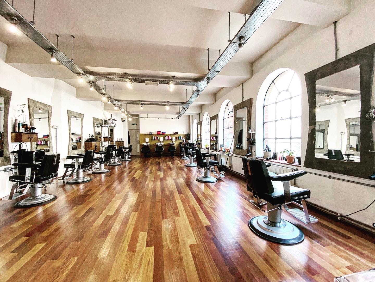 Flaunt Hair Studio, photo 2