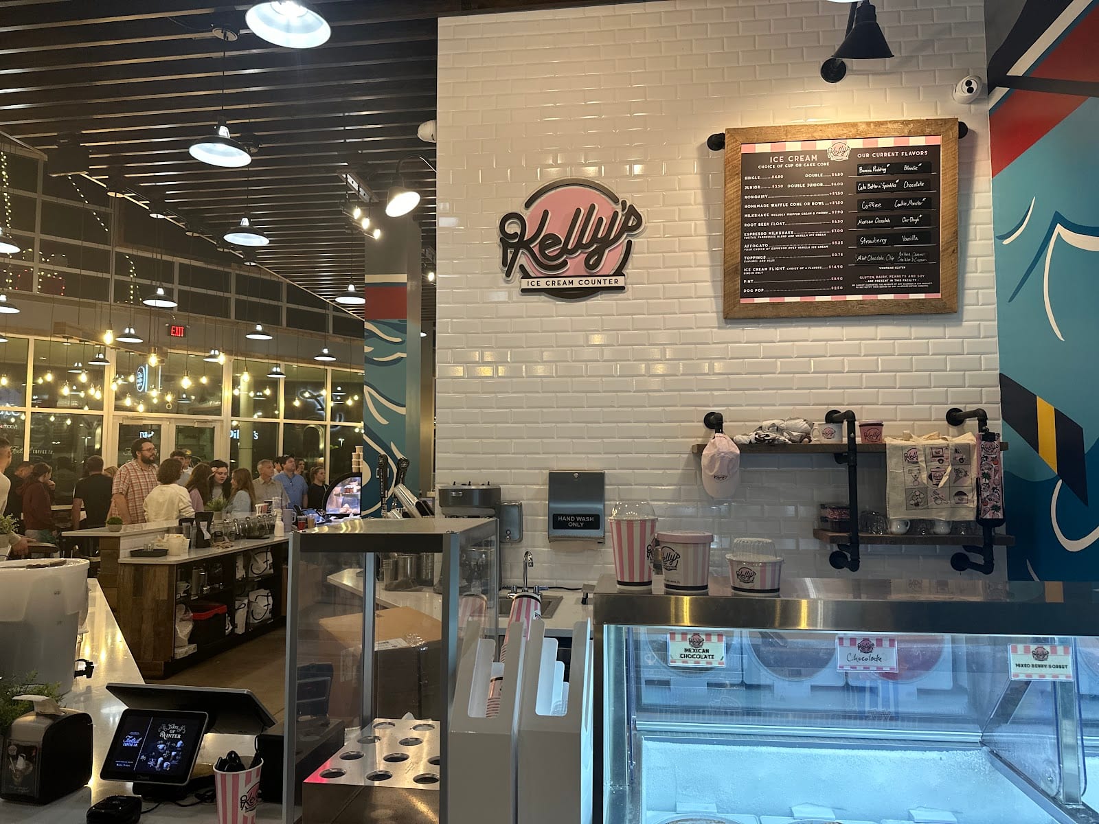 Kelly’s Homemade Ice Cream Counter, photo 3
