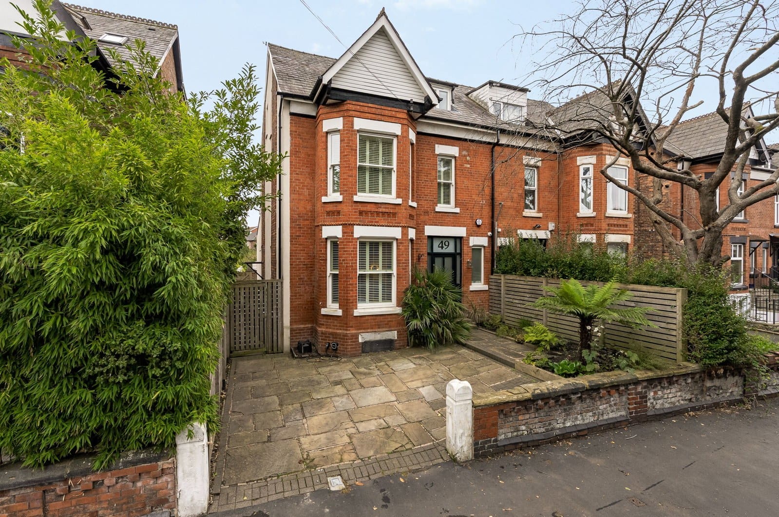 Harry Pettener Personal Estate Agents
