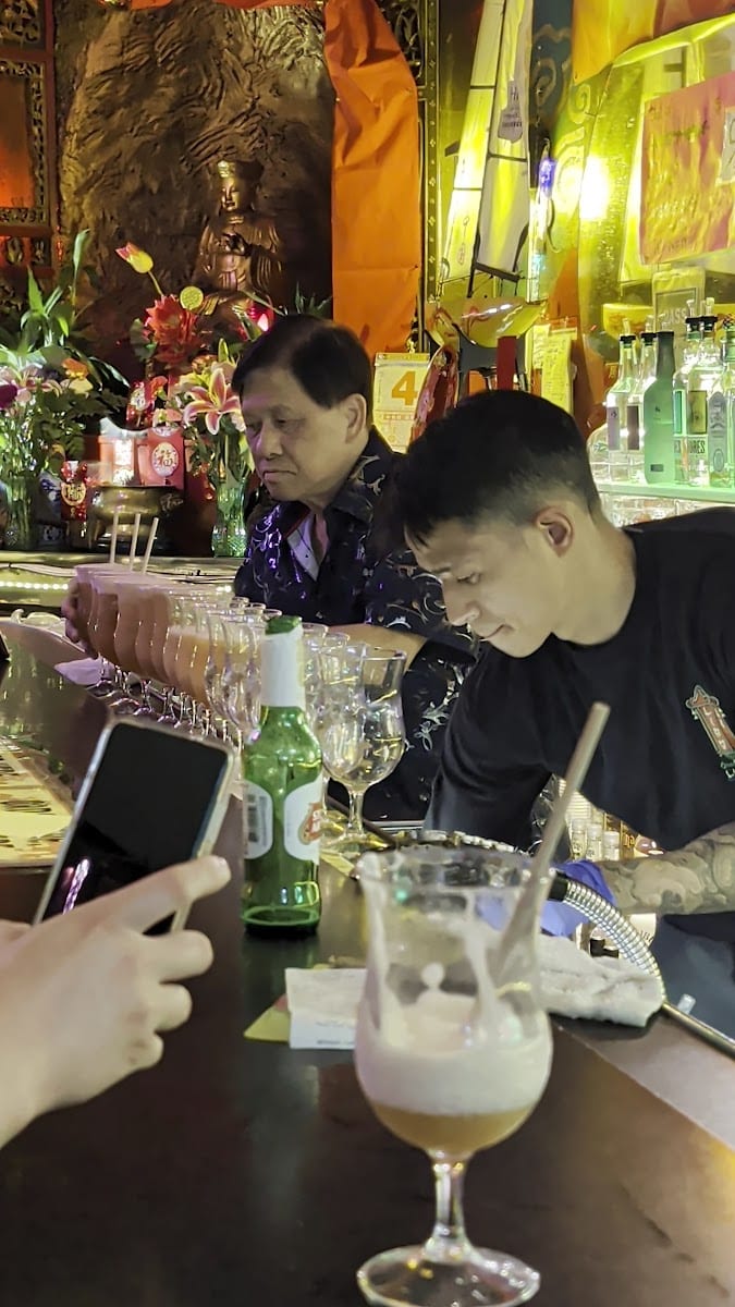 Li Po Cocktail Lounge, photo 2