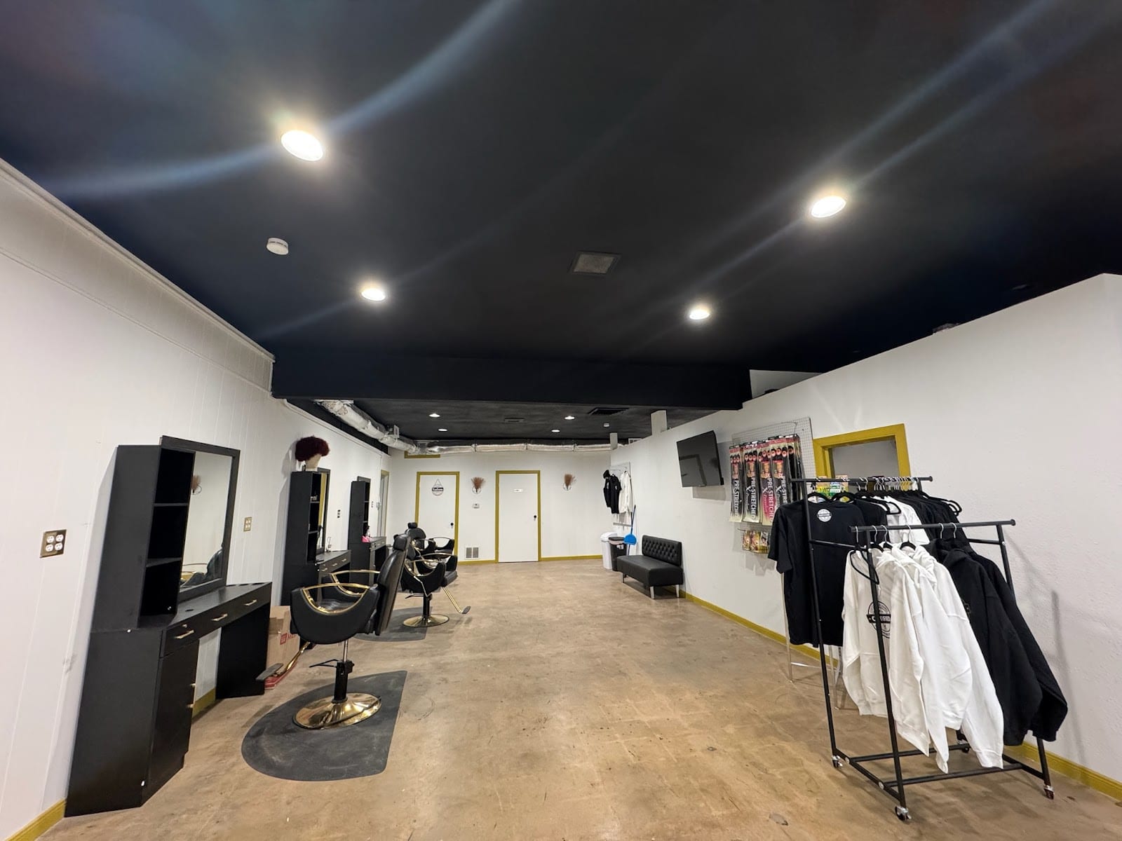 Certified Hair Lounge, photo 3