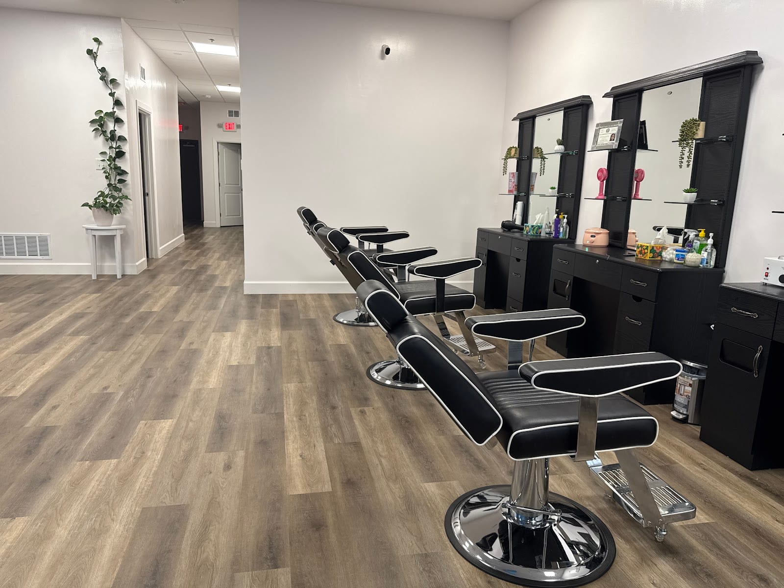 Stylish Beauty Bar Frisco