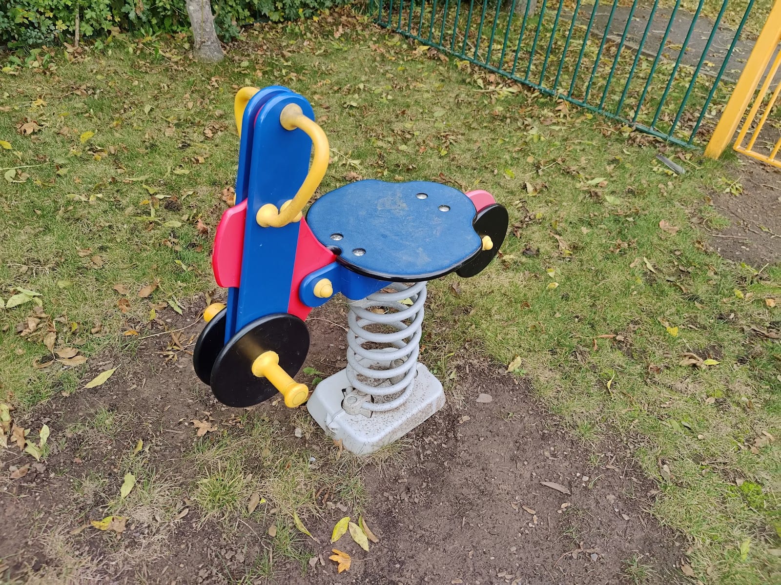 Highfields Play Area, photo 3