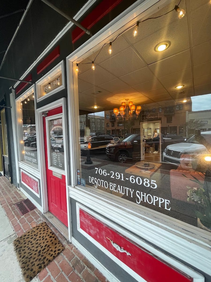 Desoto Beauty Shoppe, photo 2
