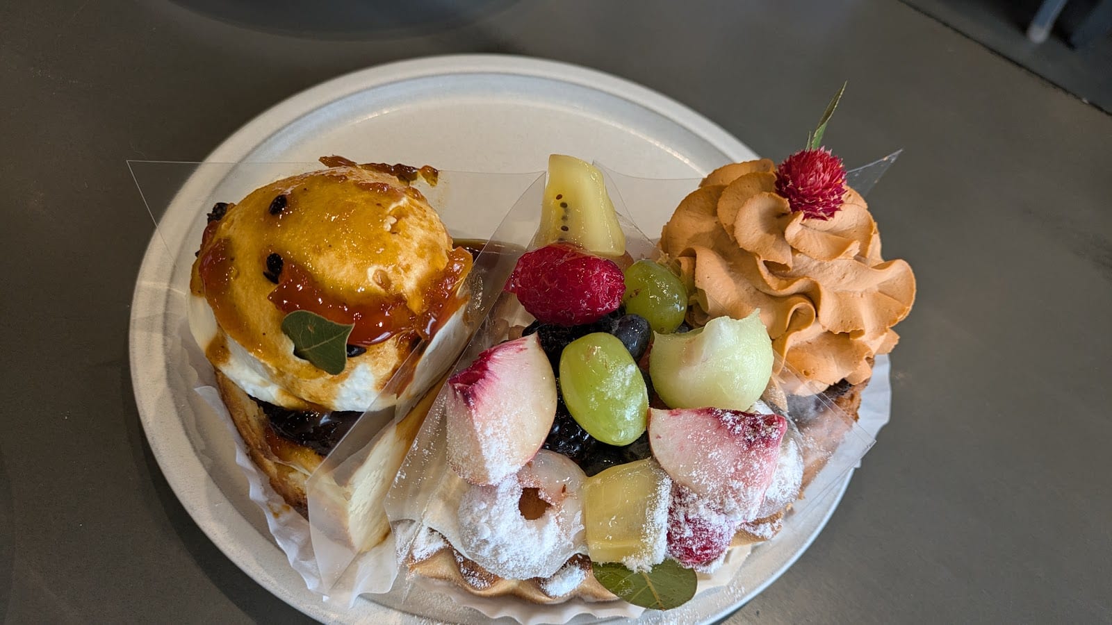 PETIT FOUR Dessert Cafe, photo 4