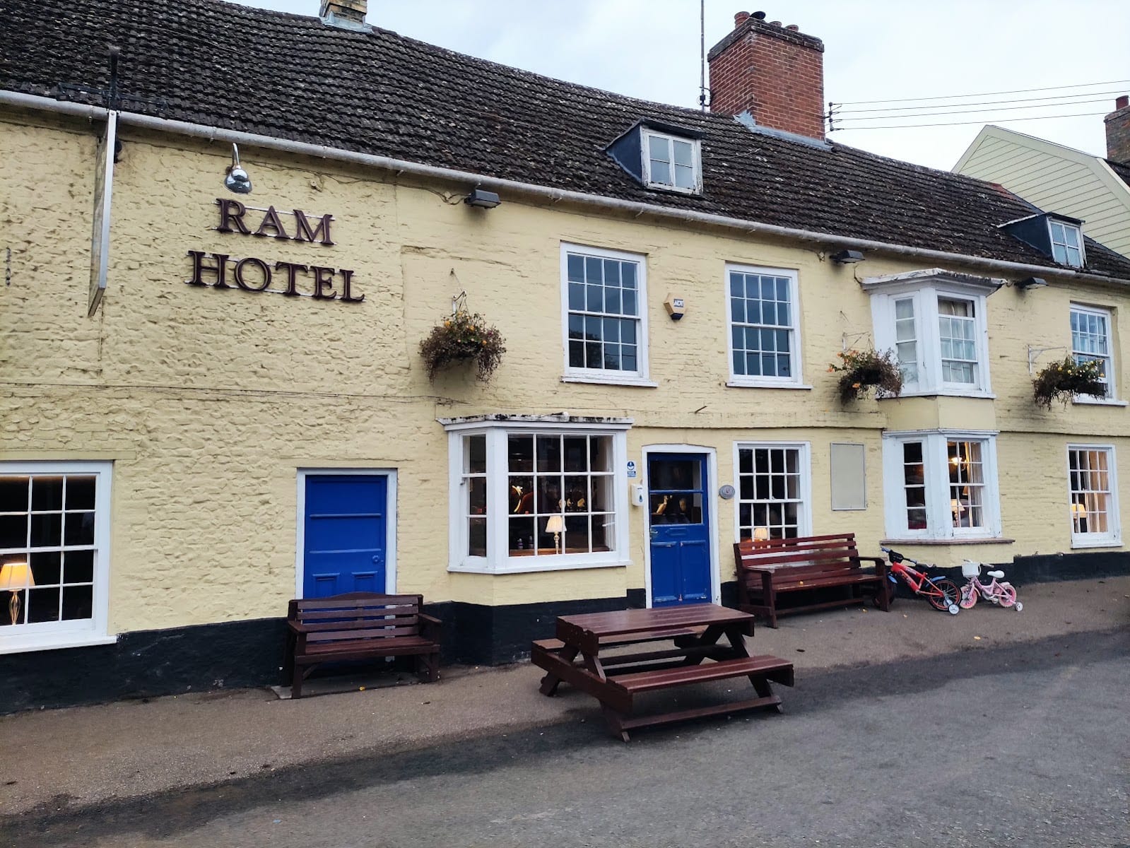 The Bridge Hotel Brandon, photo 2