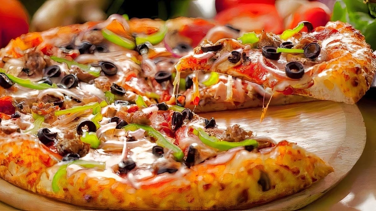 Yoli's Pizza, photo 4