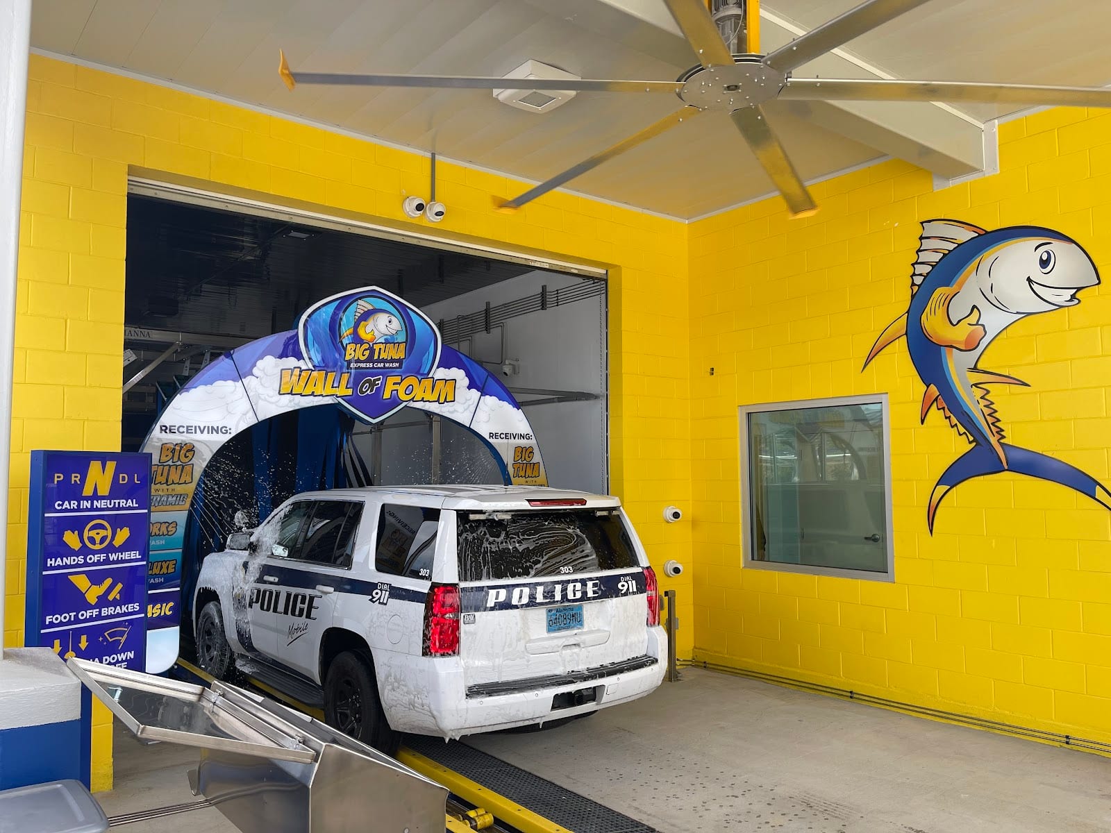 Big Tuna Express Car Wash, photo 4