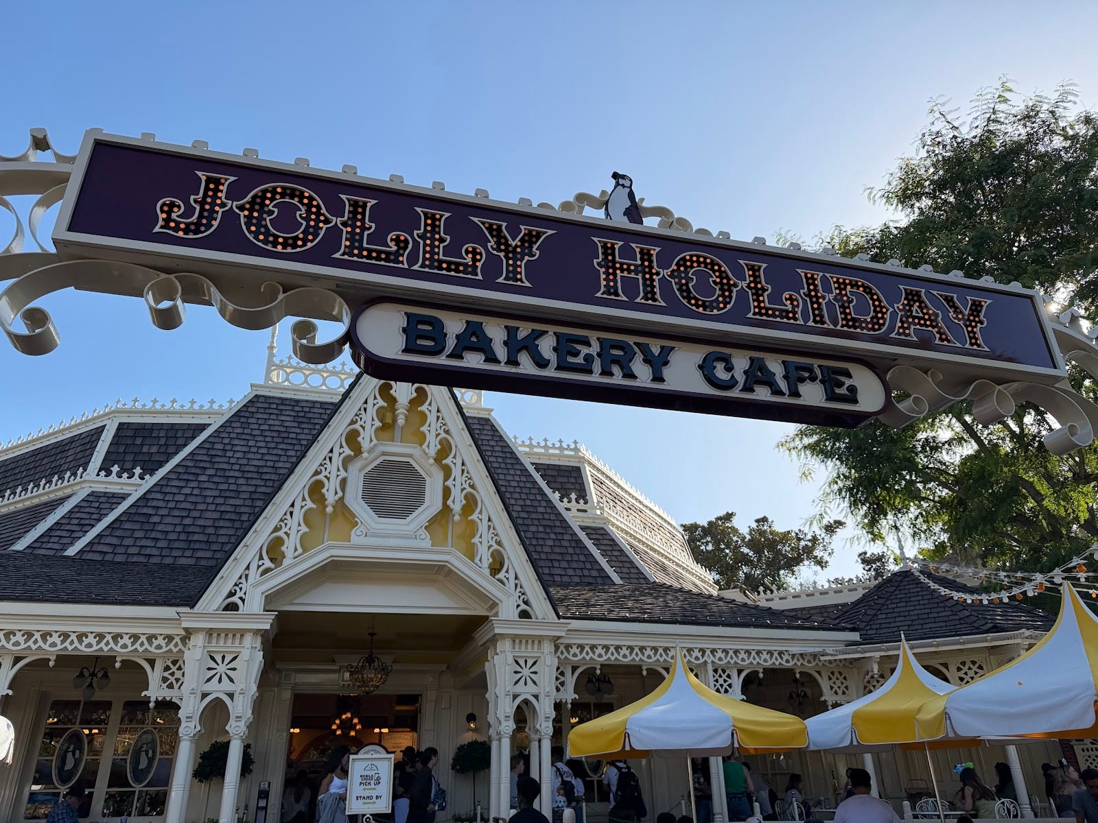 Jolly Holiday Bakery Cafe, photo 2