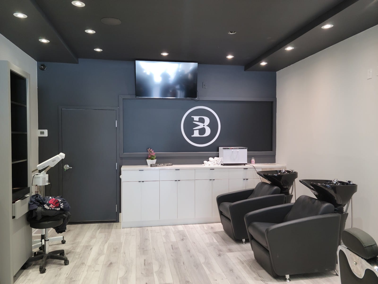 Barber Brothers, photo 2
