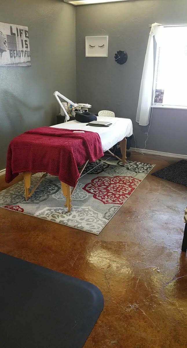 Brendas Salon & Eyelash Extensions, photo 4