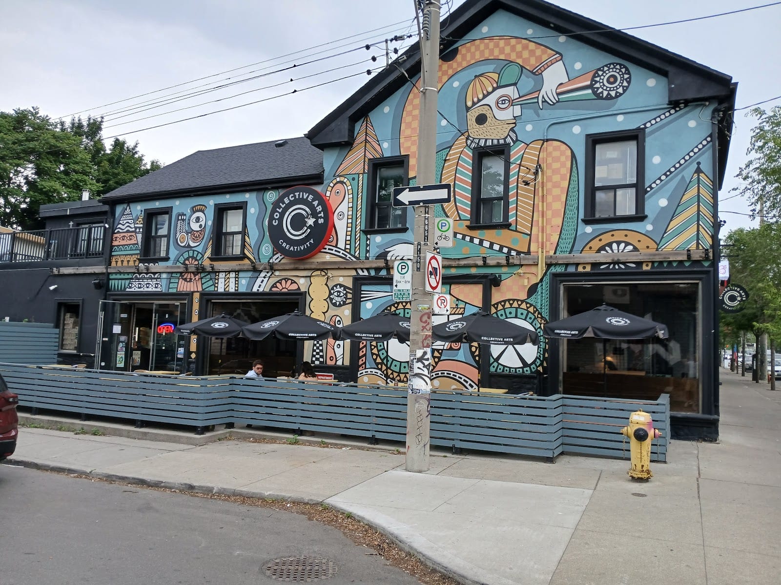Collective Arts Toronto Taproom, photo 4