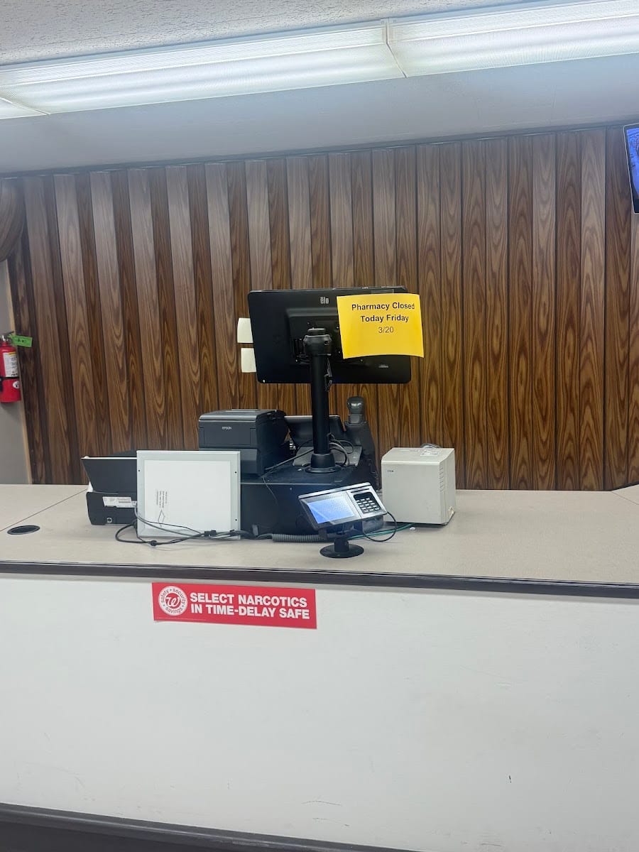 Walgreens Pharmacy, photo 4