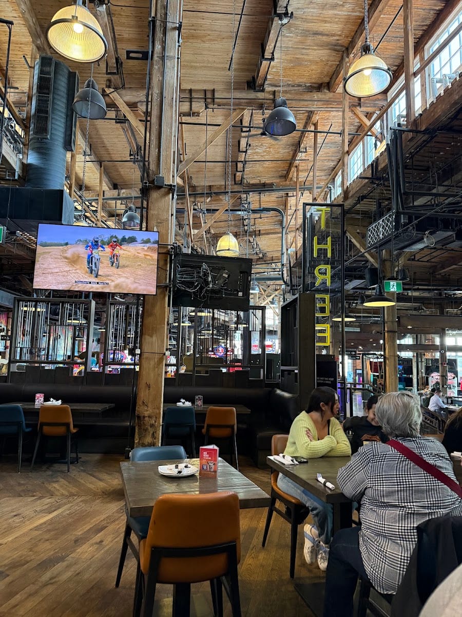 The Rec Room Roundhouse
