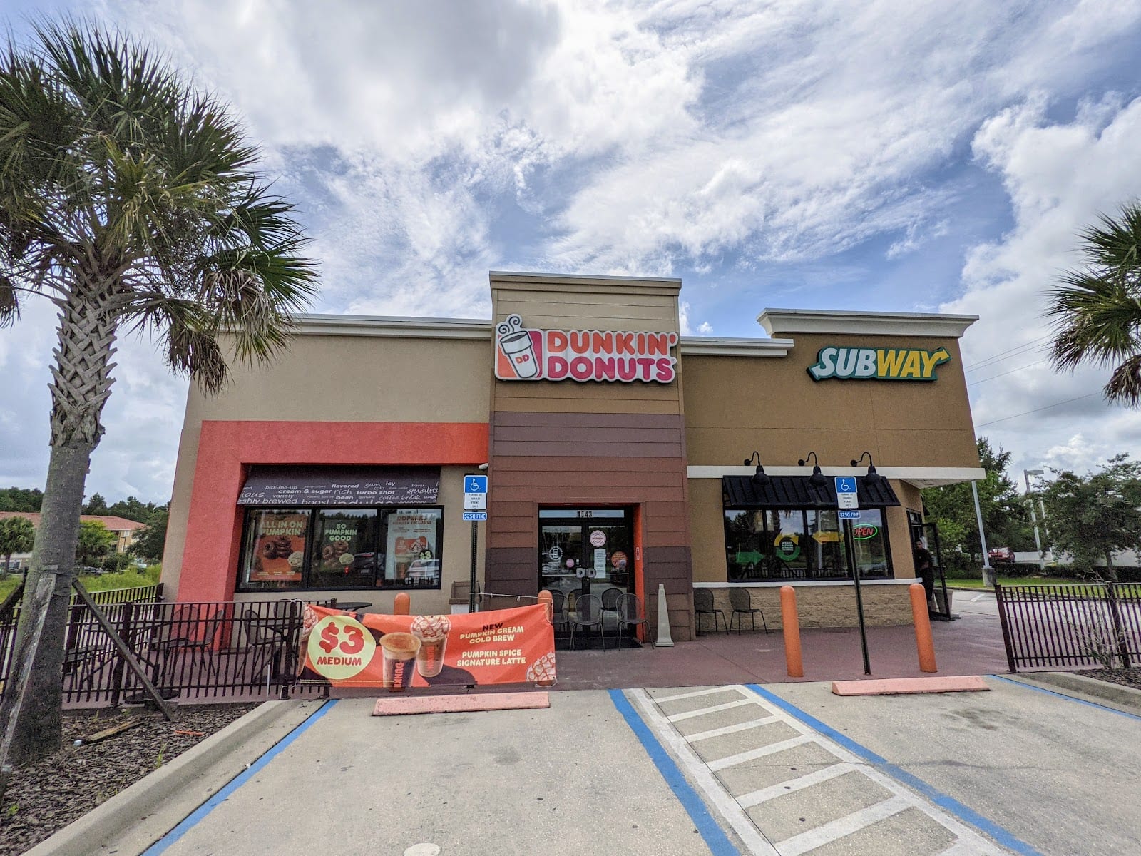Dunkin', photo 2