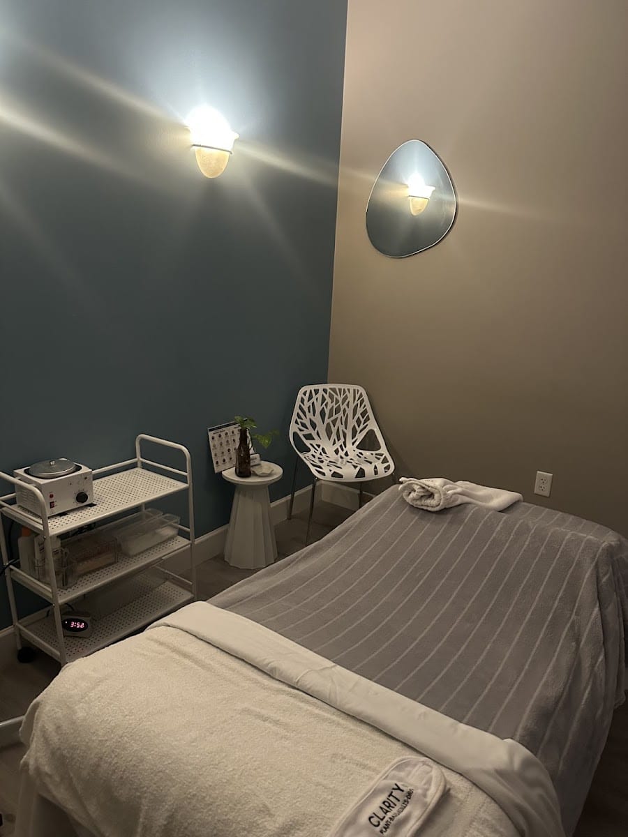 Hand & Stone Massage and Facial Spa, photo 2