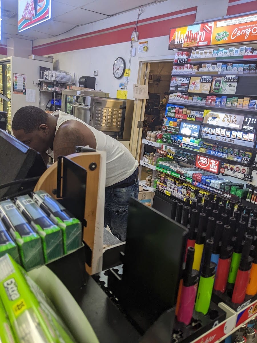 7-Eleven, photo 2