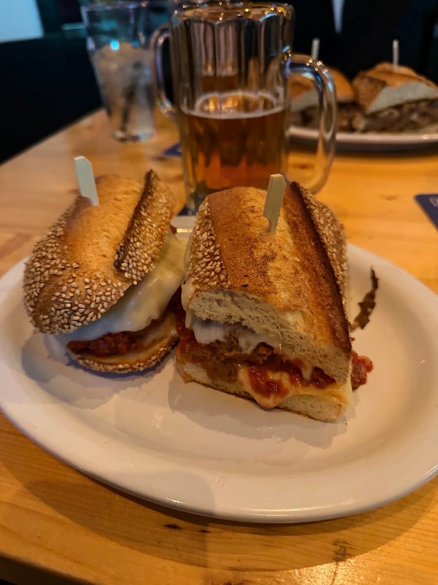 Rudi’s Sports Bar, photo 4