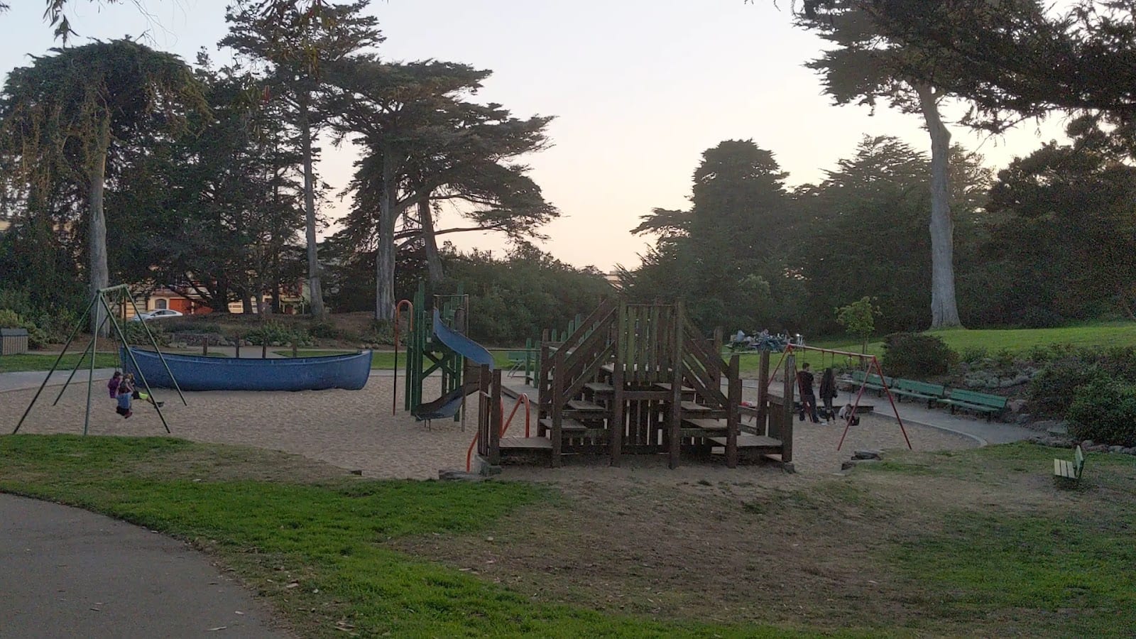 Lincoln and 45th Avenue Playground, photo 2