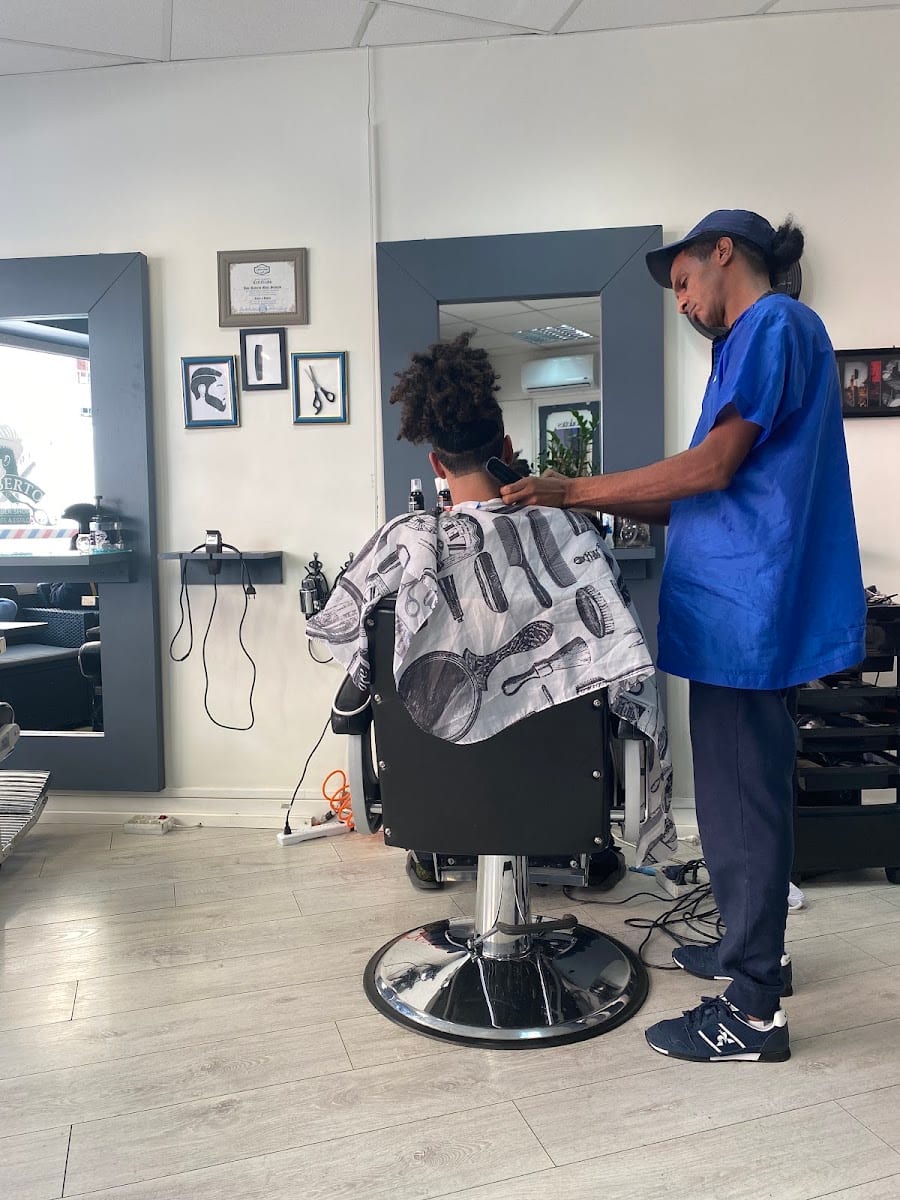 Roberto Barber Shop