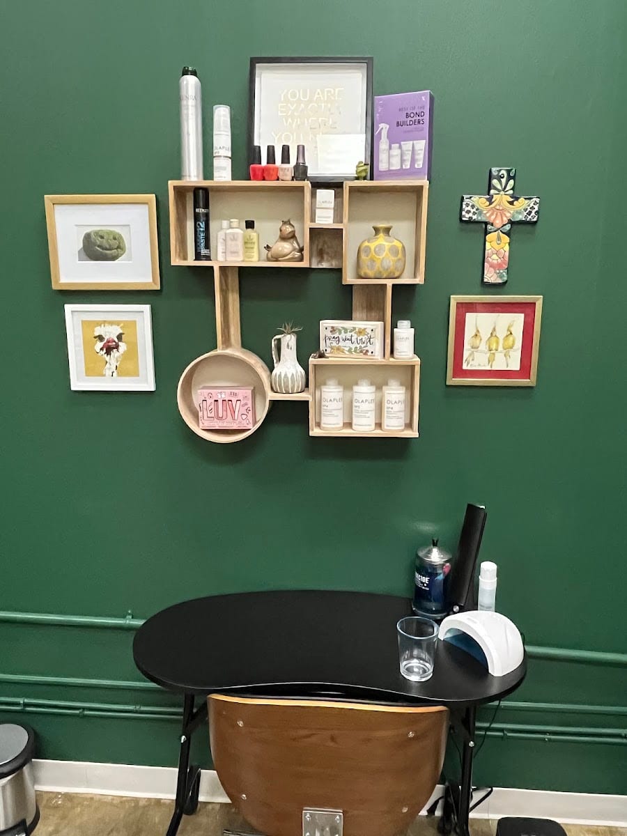 Salon 329 LLC, photo 3