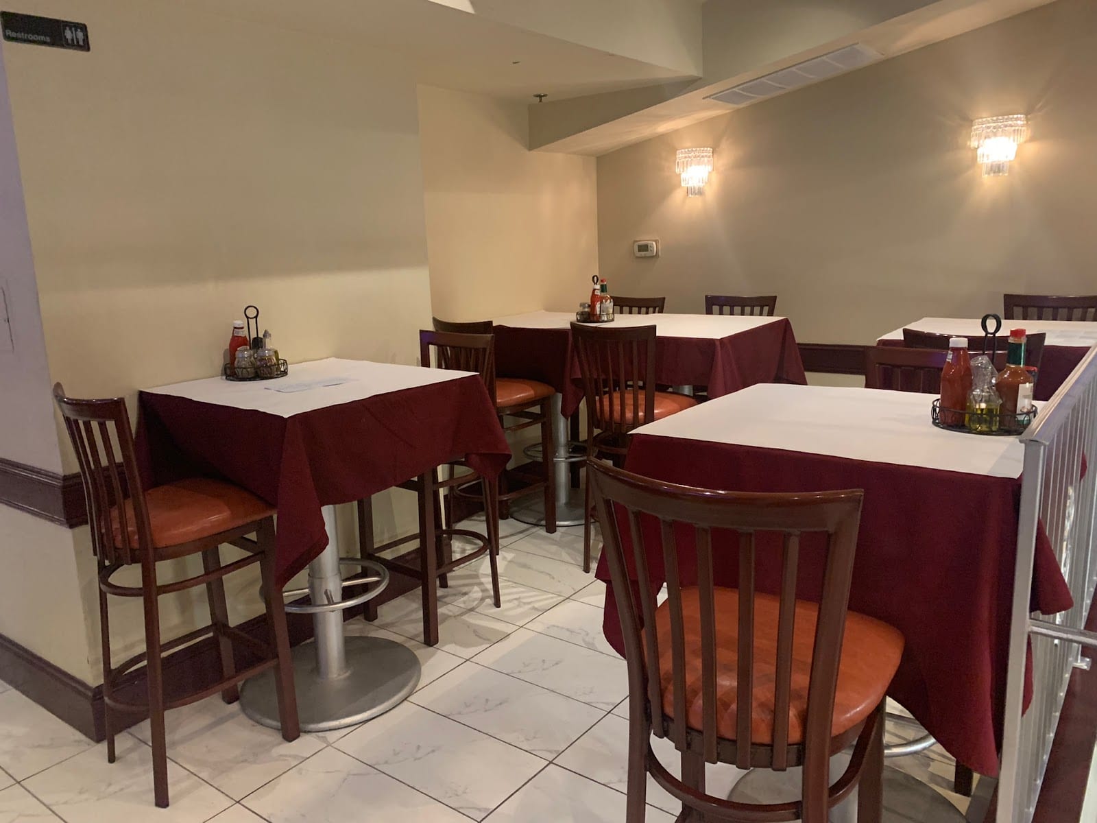 Mangia - Italian Grill & Sports Bar, photo 4