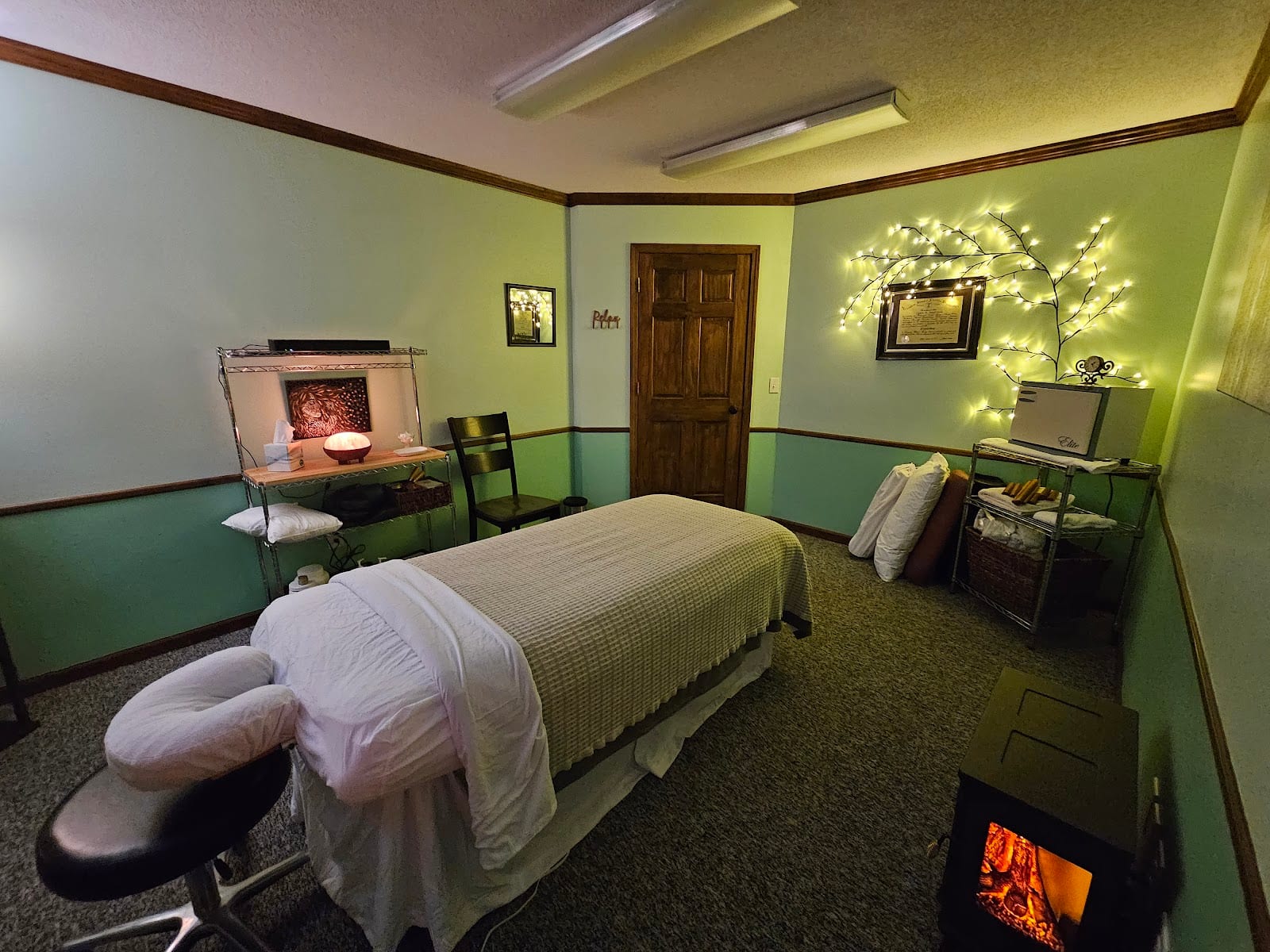 Relax & Renew Massage Therapy LLC