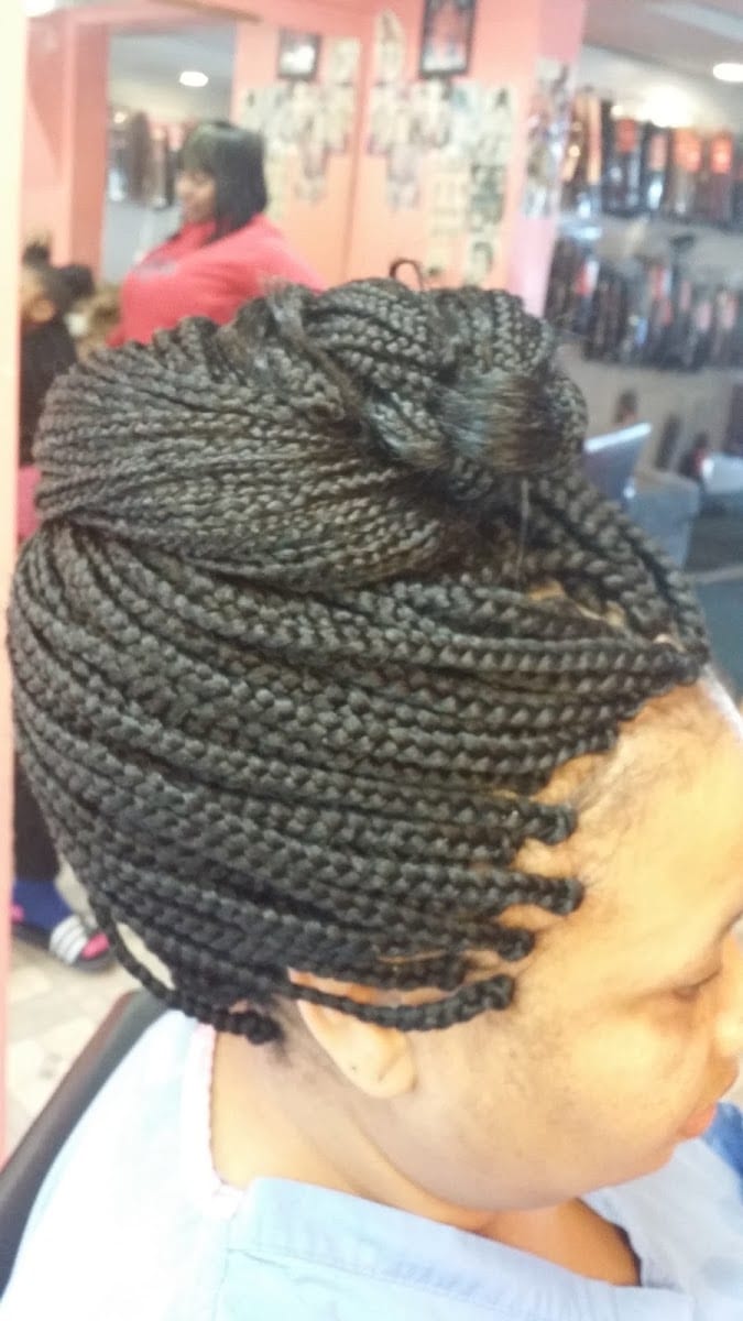 Mariame Braiding, photo 4