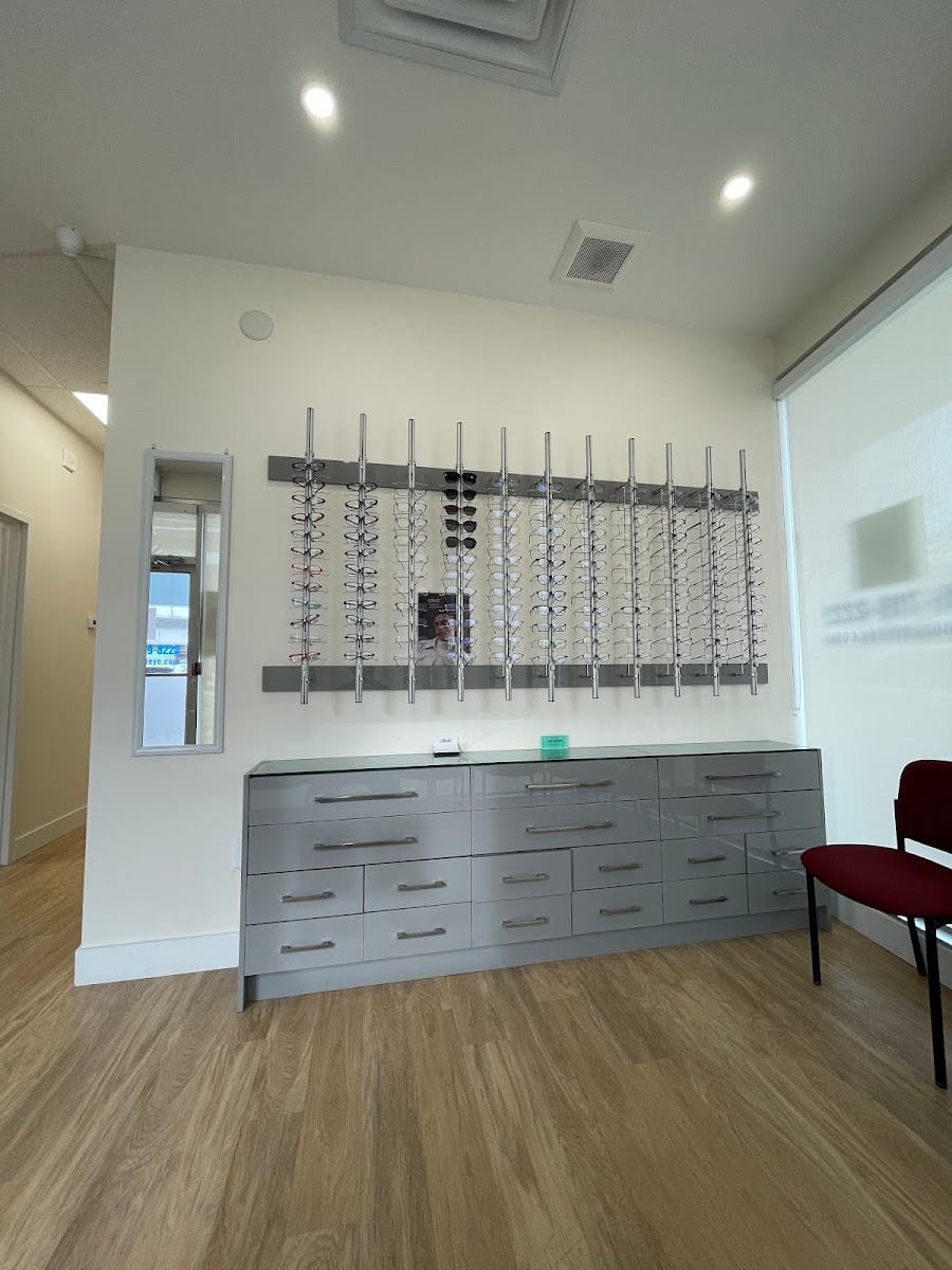 Richmond Hill Eye Clinic, photo 4