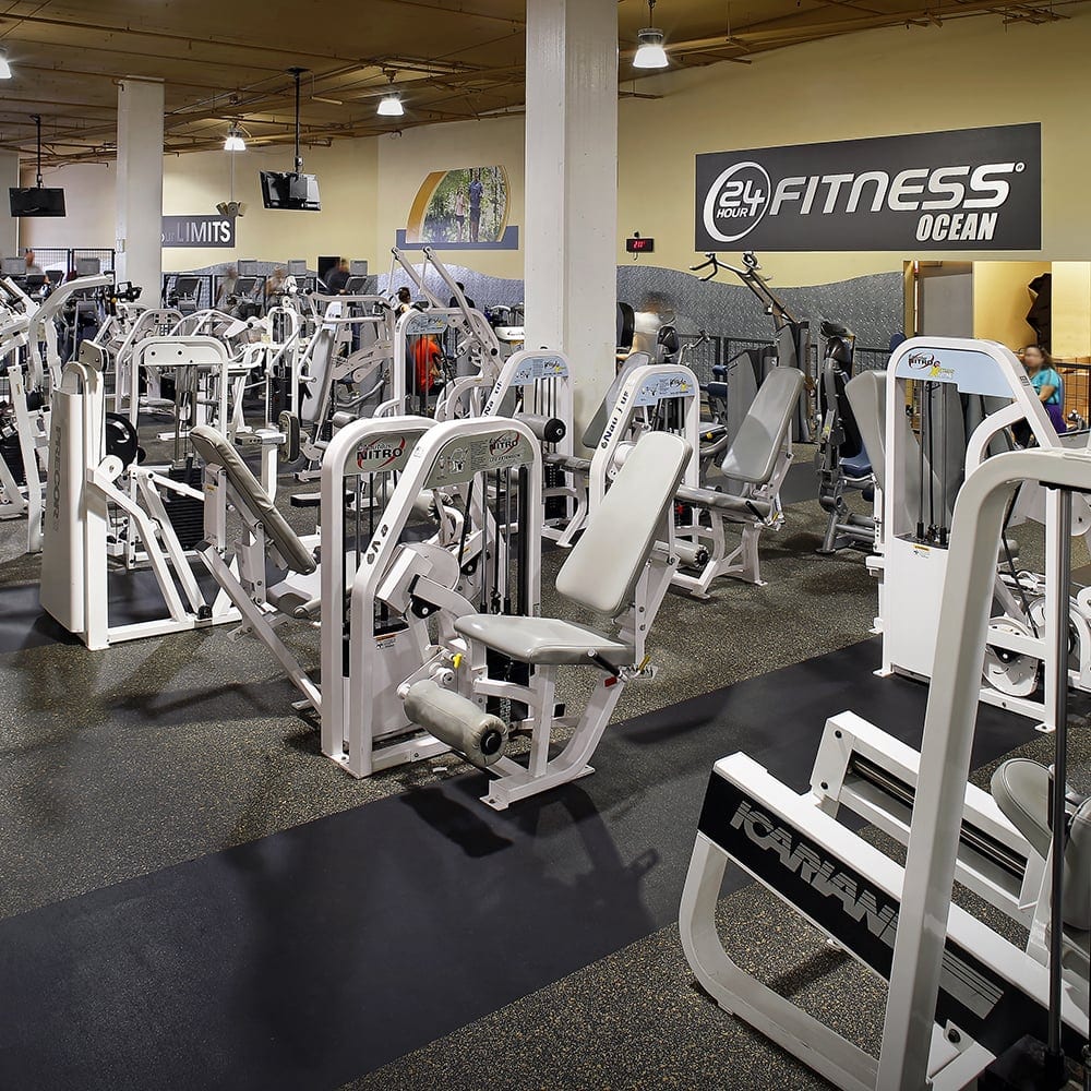 24 Hour Fitness, photo 2
