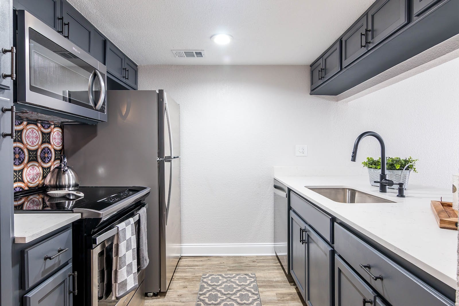 Sunchase Apartments, photo 3