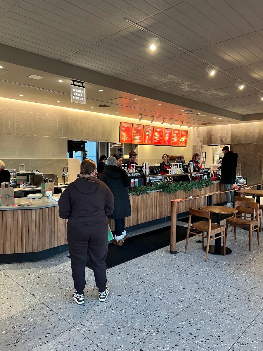 Starbucks Winton & Blossom, photo 3