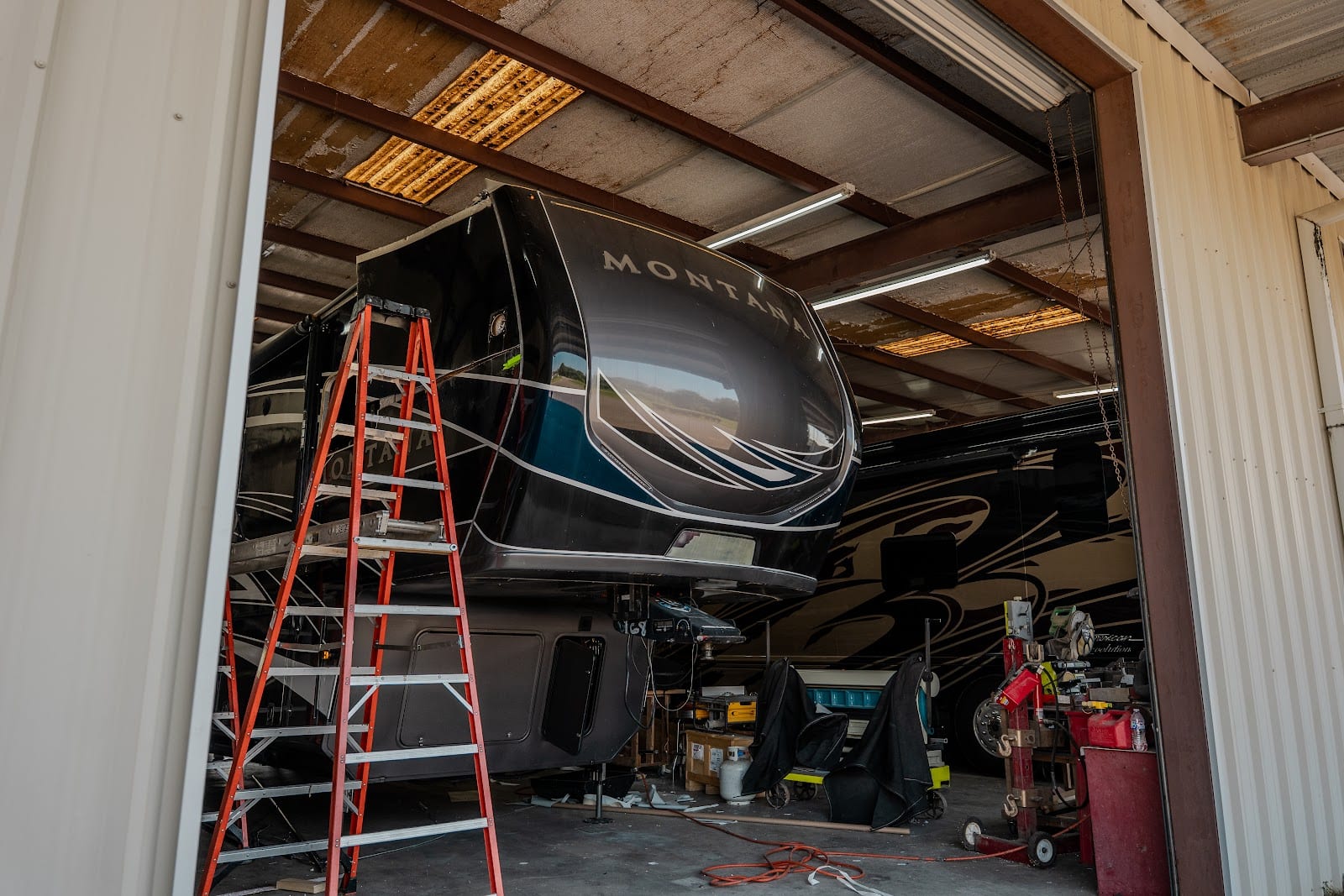 RV Collision, photo 4