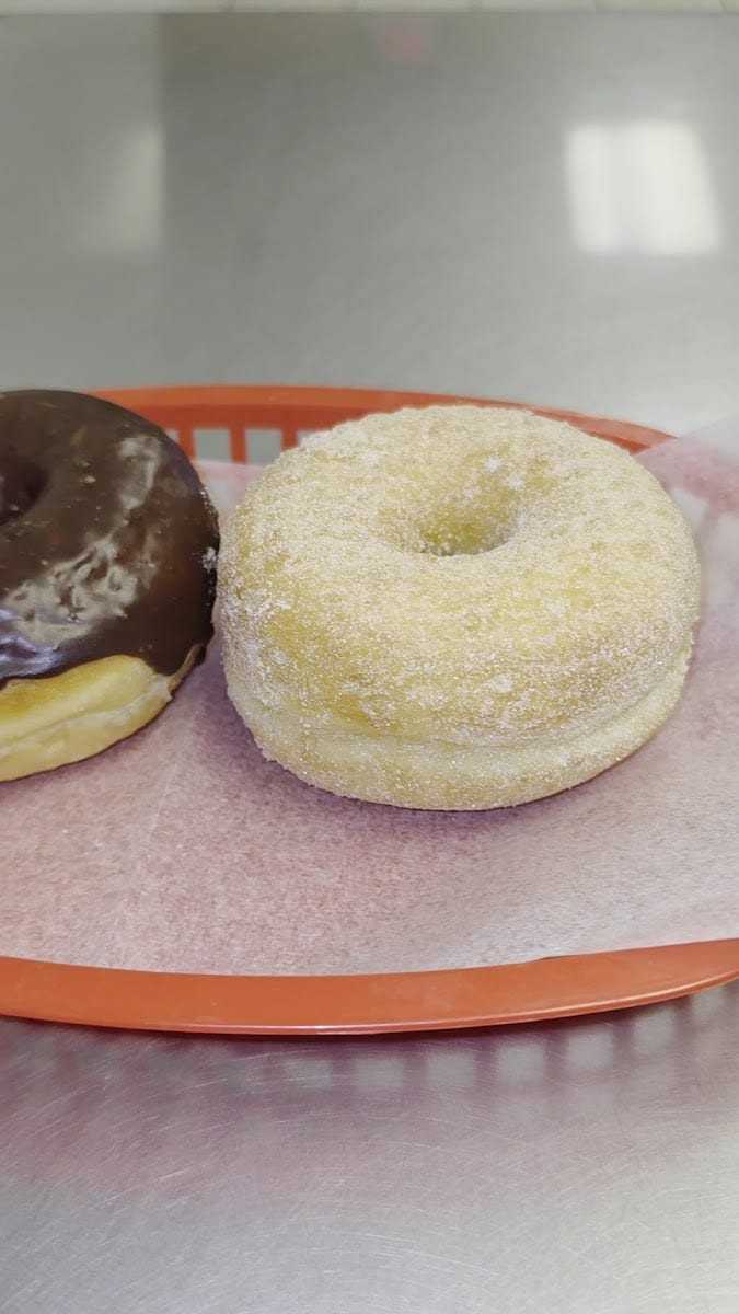 Anthony's Donuts, photo 2
