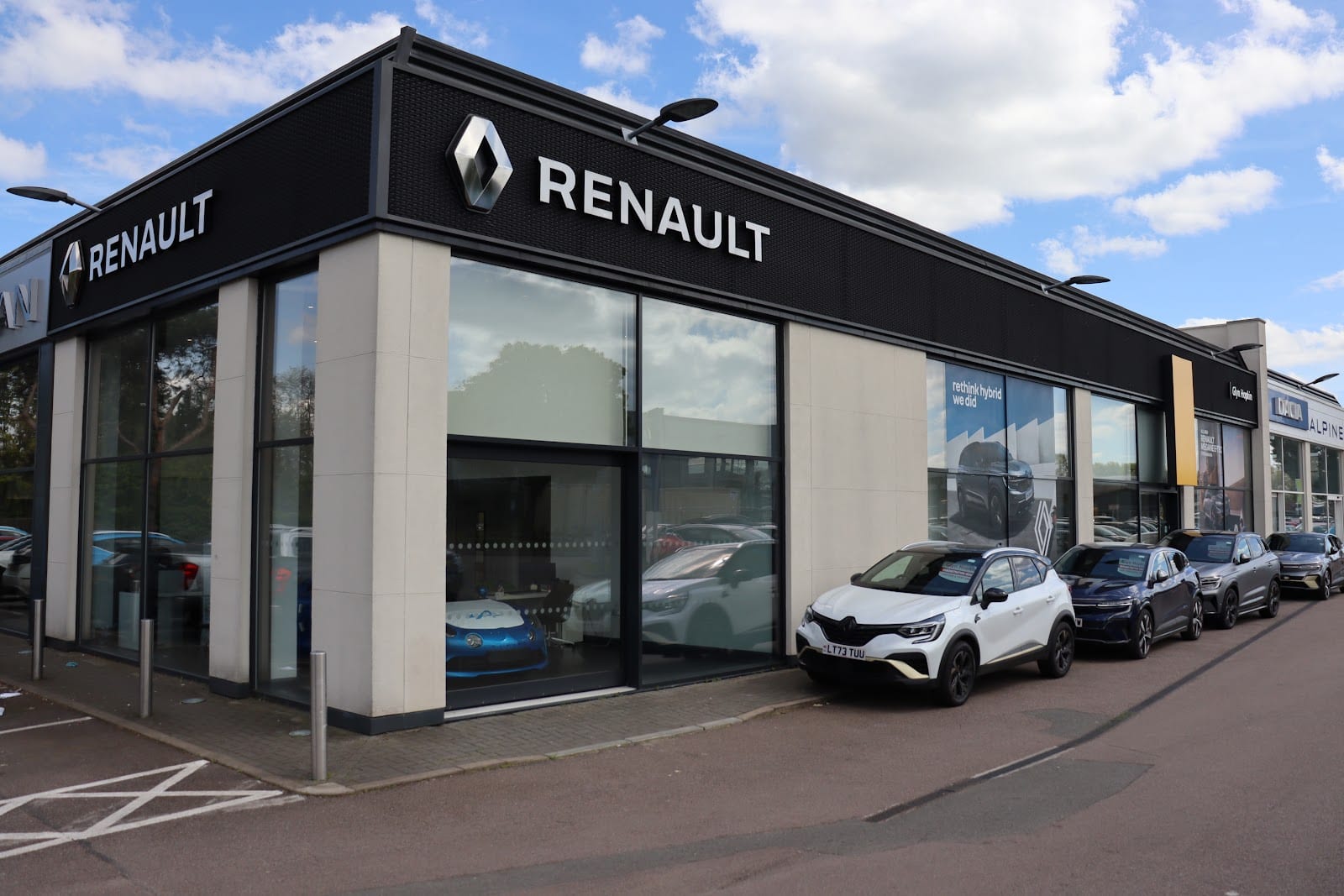 Glyn Hopkin Renault St Albans (Aftersales only), photo 2