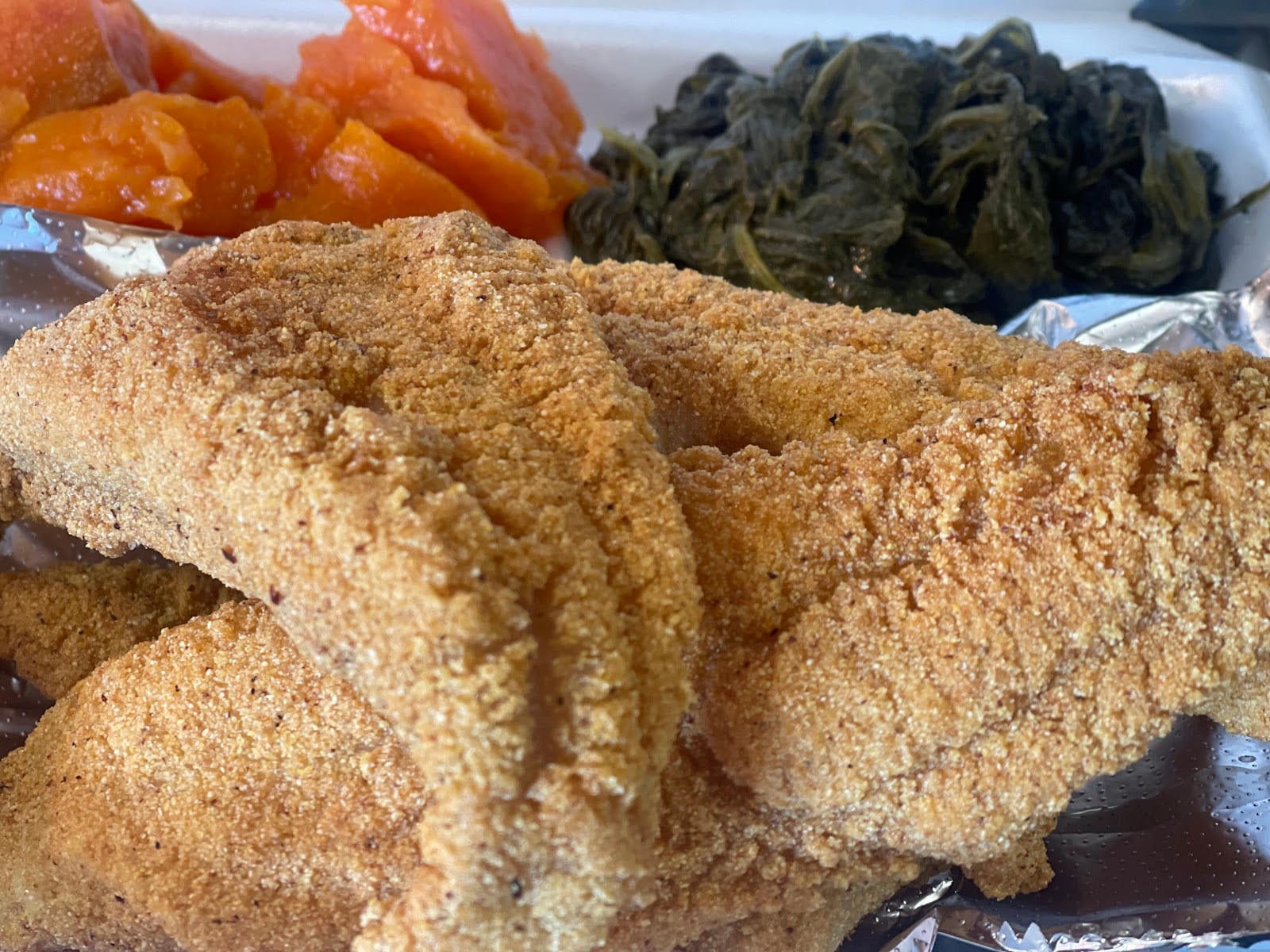 Ceci's Chicken & Waffles